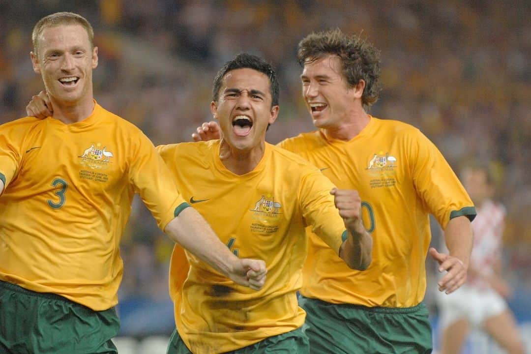 Nikon Australiaさんのインスタグラム写真 - (Nikon AustraliaInstagram)「Join Australia’s top freelance Sports Photographer and Nikon Ambassador, @dellyphotoninja on Wednesday, June 3rd, for an online seminar. ⁣ ⁣ You’ll get exclusive insight into the life of a professional sports photographer, his choice of Nikon equipment and the techniques used to capture award winning images. ⁣ ⁣ Secure your sport via the link in our bio!⁣ ⁣ #Nikon #MyNikonLife #NikonAustralia #SportsPhotography #Sports」5月31日 12時01分 - nikonaustralia