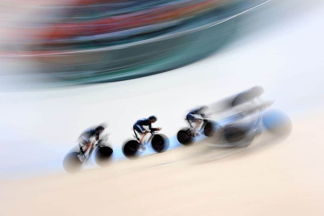Nikon Australiaさんのインスタグラム写真 - (Nikon AustraliaInstagram)「Join Australia’s top freelance Sports Photographer and Nikon Ambassador, @dellyphotoninja on Wednesday, June 3rd, for an online seminar. ⁣ ⁣ You’ll get exclusive insight into the life of a professional sports photographer, his choice of Nikon equipment and the techniques used to capture award winning images. ⁣ ⁣ Secure your sport via the link in our bio!⁣ ⁣ #Nikon #MyNikonLife #NikonAustralia #SportsPhotography #Sports」5月31日 12時01分 - nikonaustralia