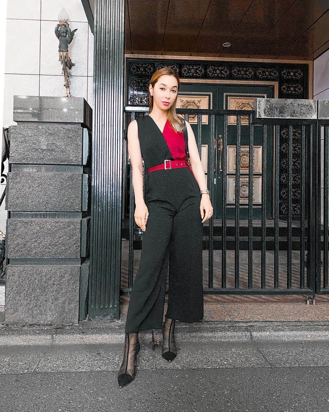 Gabrielaさんのインスタグラム写真 - (GabrielaInstagram)「#OOTD #Lookdodia #コーデ . . #saturdayclub #onepiece #ootn #夜コーデ　#ディナーコーデ　#コーデアイデア」5月31日 12時26分 - rkgabriela