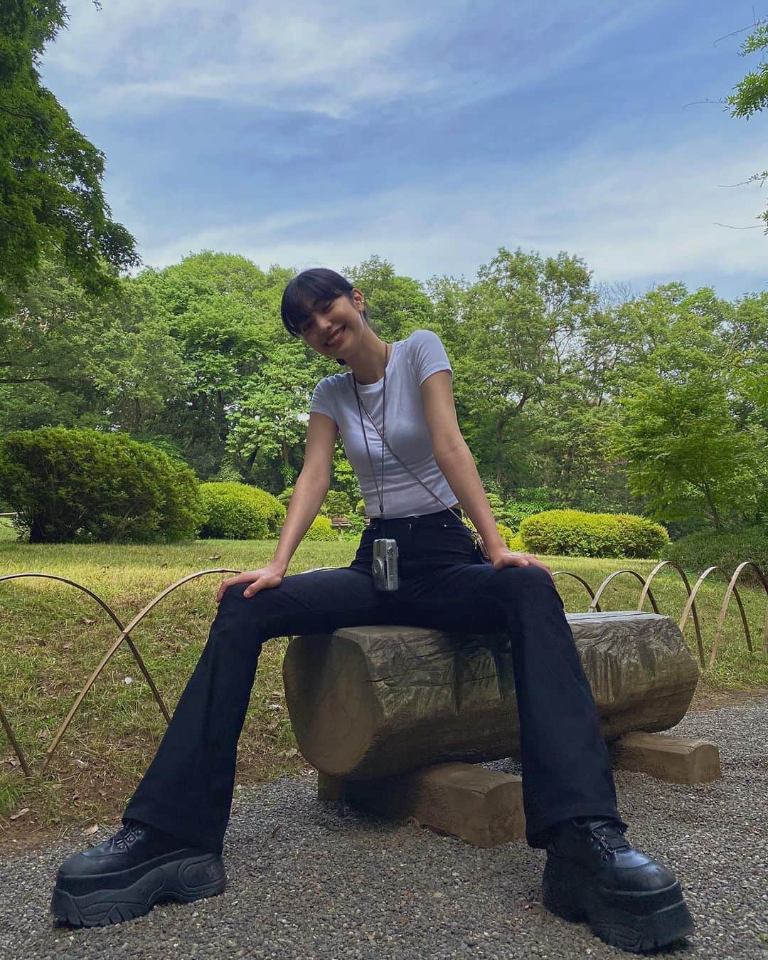 北澤舞悠（まゆちる）のインスタグラム：「御苑散歩 沢山パワー貰った🌳」