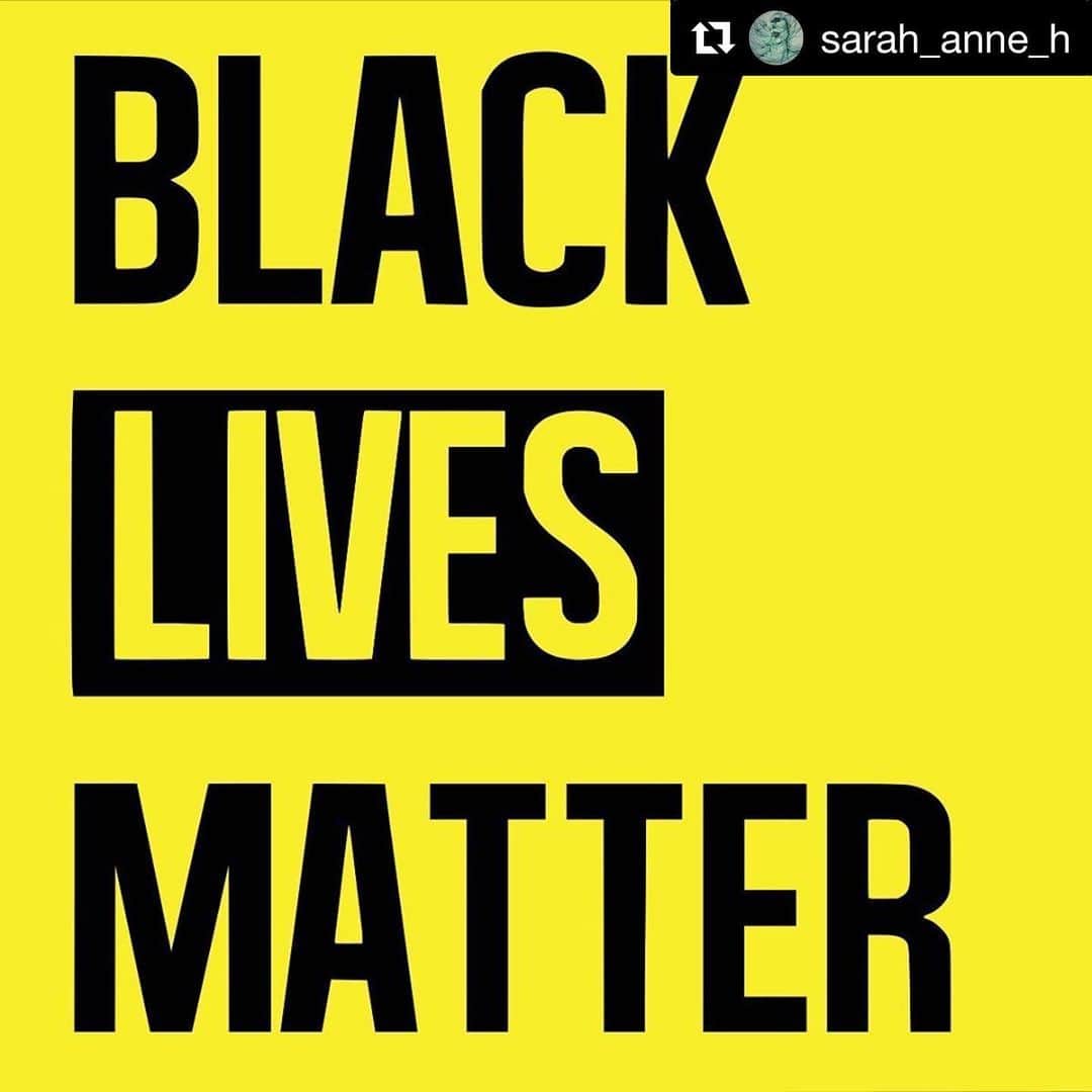 レイチェル・レフィブレさんのインスタグラム写真 - (レイチェル・レフィブレInstagram)「#Repost @sarah_anne_h ・・・ I have privilege as a white person because I can do all of these things without thinking twice: I can go birding (#ChristianCooper) I can go jogging (#AmaudArbery) I can relax in the comfort of my own home (#BothemSeanand #AtatianaJefferson) I can ask for help after being in a car crash (#JonathanFerrell and #RenishaMcBride) I can have a cellphone (StephonClark) I can leave a party to get to safety (JordanEdwards) I can play loud music (JordanDavis) I can sell CDs (AltonSterling) I can sleep (AiyanaJones) I can walk from the corner store (MikeBrown) I can play cops and robbers (TamirRice) I can go to church (Charleston9) I can walk home with Skittles (TrayvonMartin) I can hold a hair brush while leaving my own bachelor party (SeanBell) I can party on New Years (OscarGrant) I can get a normal traffic ticket (SandraBland) I can lawfully carry a weapon (PhilandoCastile) I can break down on a public road with car problems (CoreyJones) I can shop at Walmart (JohnCrawford)  I can have a disabled vehicle (TerrenceCrutcher) I can read a book in my own car (KeithScott) I can be a 10yr old walking with our grandfather (#CliffordGlover) I can decorate for a party (#ClaudeReese) I can ask a cop a question (#RandyEvans) I can cash a check in peace (#YvonneSmallwood) I can take out my wallet (#AmadouDiallo) I can run (#WalterScott) I can breathe (#EricGarner) I can live (#FreddieGray) I CAN BE ARRESTED WITHOUT THE FEAR OF BEING MURDERED (#GeorgeFloyd) White privilege is real. Take a minute to consider a Black person’s experience today. #BlackLivesMatter *I copied and pasted this ... please do the same.」5月31日 13時24分 - rachellelefevre
