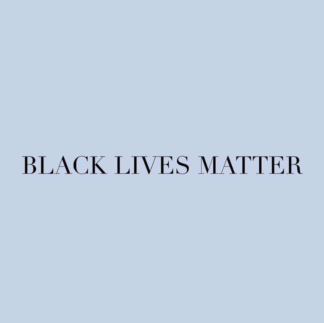 シャニーナ・シャイクのインスタグラム：「#enoughisenough #justiceforgeorgefloyd please text FLOYD to 551 56 to demand all the police on duty to be charged. We should have comfort to know that our first responders should keep us safe and  to be treated fairly . This can’t go on!」