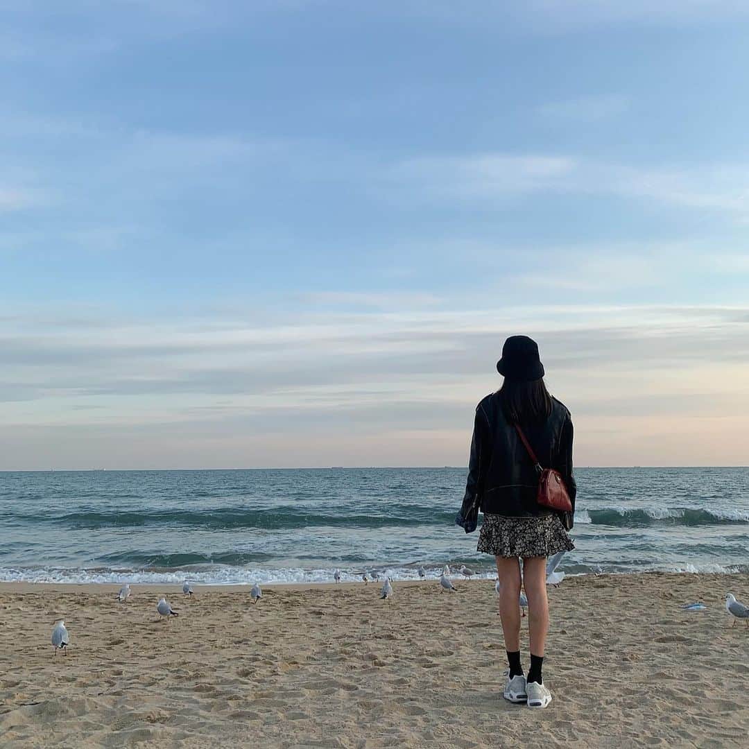 チョン・ユミのインスタグラム：「부산 가고싶다.🥺」