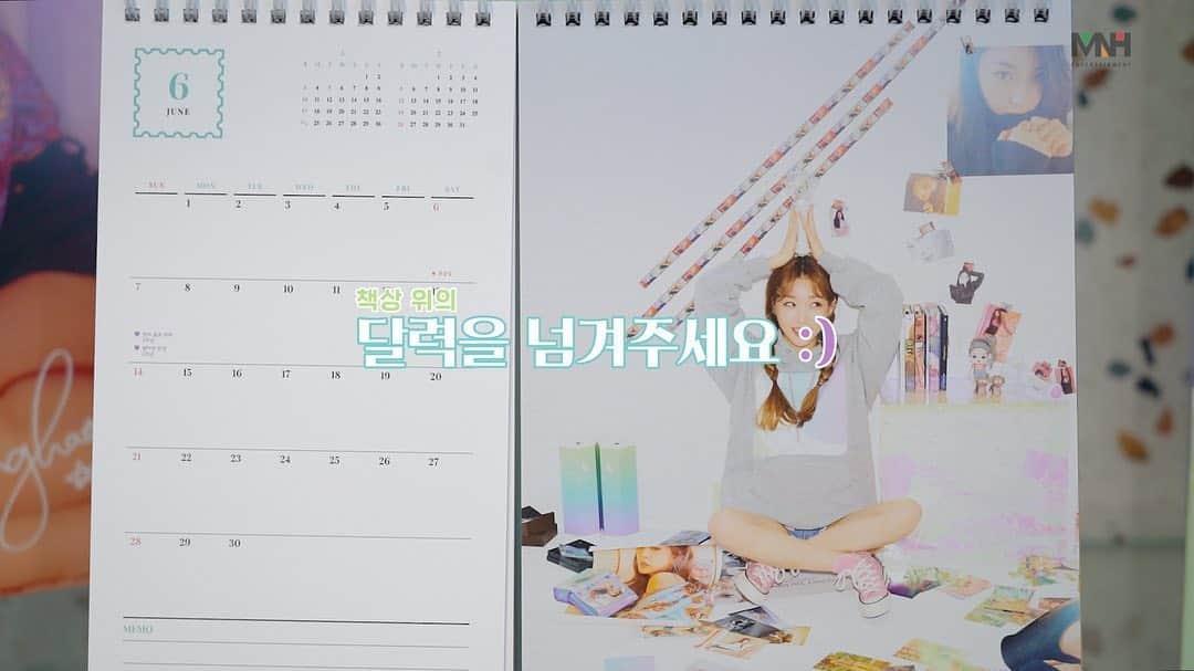 チョンハさんのインスタグラム写真 - (チョンハInstagram)「🗓 [달력을 넘겨주세요] 청하와 함께하는 6월 ⠀⠀⠀⠀⠀⠀⠀⠀⠀⠀⠀⠀⠀⠀⠀⠀⠀⠀⠀⠀⠀⠀⠀⠀⠀⠀⠀⠀⠀⠀⠀⠀⠀ ▶️ https://bit.ly/3cin3iG ✌🏻 https://bit.ly/36ENJsG ⠀⠀⠀⠀⠀⠀⠀⠀⠀⠀⠀⠀⠀⠀⠀⠀⠀⠀⠀⠀⠀⠀⠀⠀⠀⠀⠀⠀⠀⠀⠀⠀⠀ #청하 #CHUNGHA #2020_시즌그리팅 #2020년 #6월 💚💙💜」6月1日 0時00分 - chungha_official