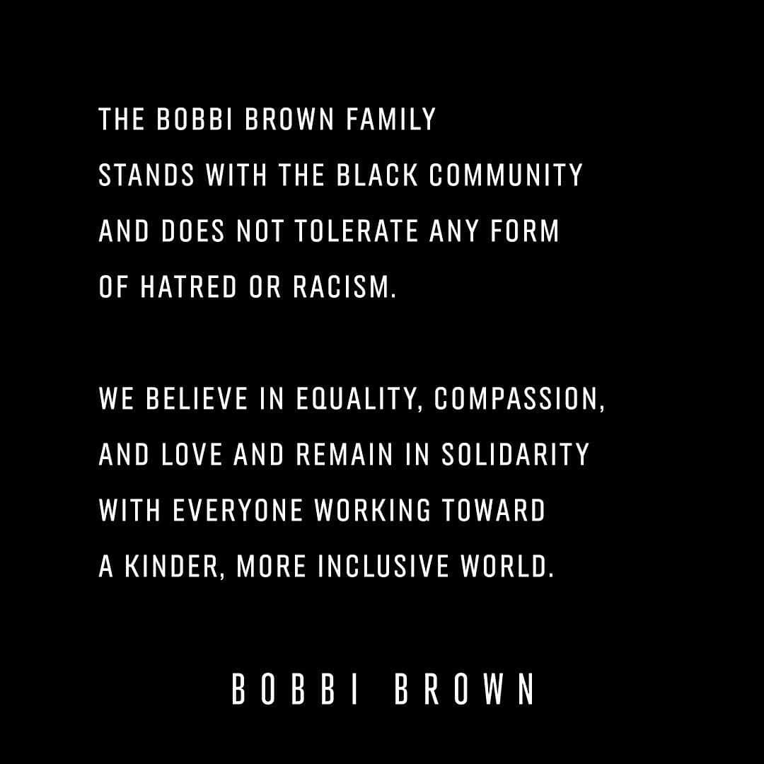 ボビイブラウンさんのインスタグラム写真 - (ボビイブラウンInstagram)「It is up to all of us to make a change. We stand with the black community and everyone working to end systemic racism and inequality. - #bethechange #blacklivesmatter #strongertogether」6月1日 1時01分 - bobbibrown