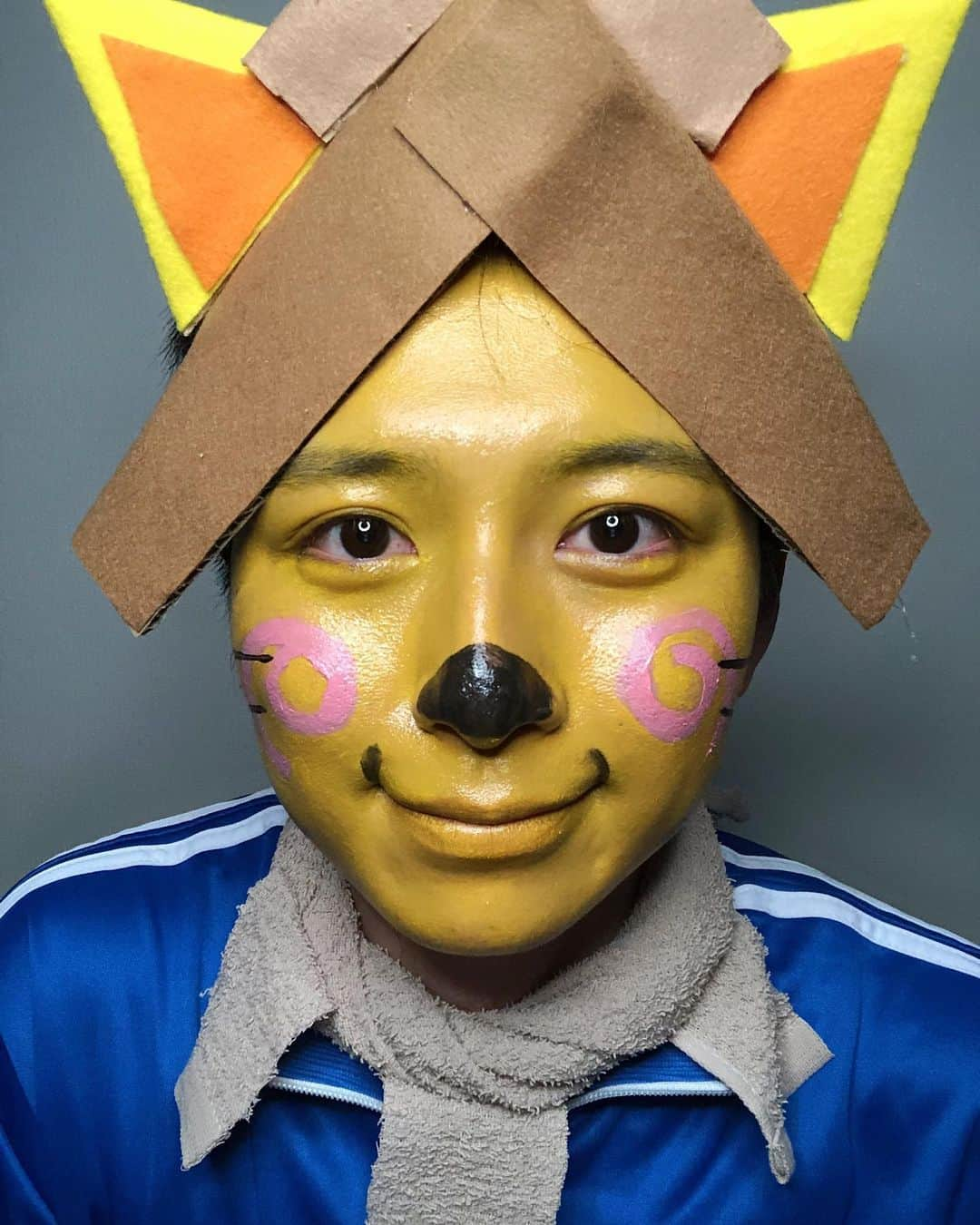 瀬戸口弘樹さんのインスタグラム写真 - (瀬戸口弘樹Instagram)「本日もインスタライブご視聴ありがとうございました😊✨ 今日はゆるキャラメイクで島根県のゆるキャラ島根県観光キャラクターしまねっこのメイクをしました🐱✨ しまねっこと島根県民の皆様がもっと元気になりますように🌸  #しまねっこ　#島根県　#ゆるキャラ　#ゆるキャラメイク　#メイク　#縁結び　#make #makeup #cosplay #japan #stayhome #shimane #instagramlive #バチェロレッテ　#バチェラー」6月1日 1時10分 - hirokisetoguchi