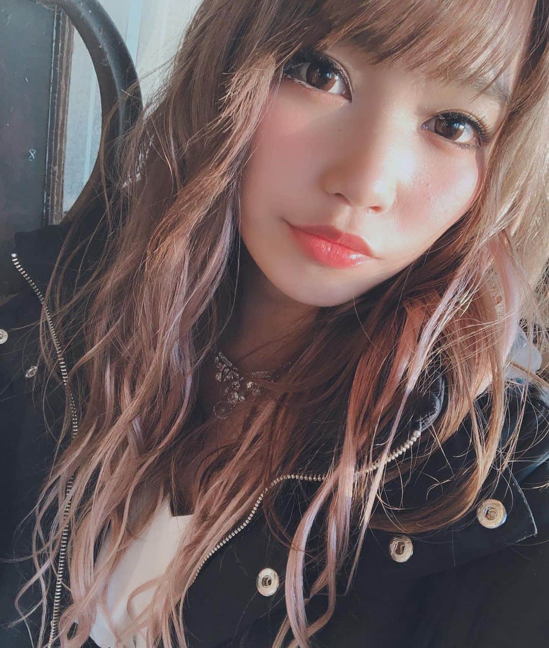 R!Nのインスタグラム：「明日夕方 ワクワクして 待っててください  ちなみにこちらは MV「I Wish for You」のオフショット🤍  #Aldious」
