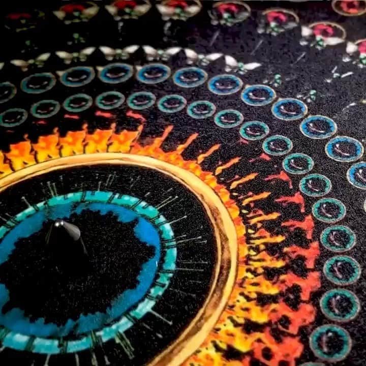 のインスタグラム：「万華鏡みたいなレコードだ。。 @warprecords  @flyinglotus」