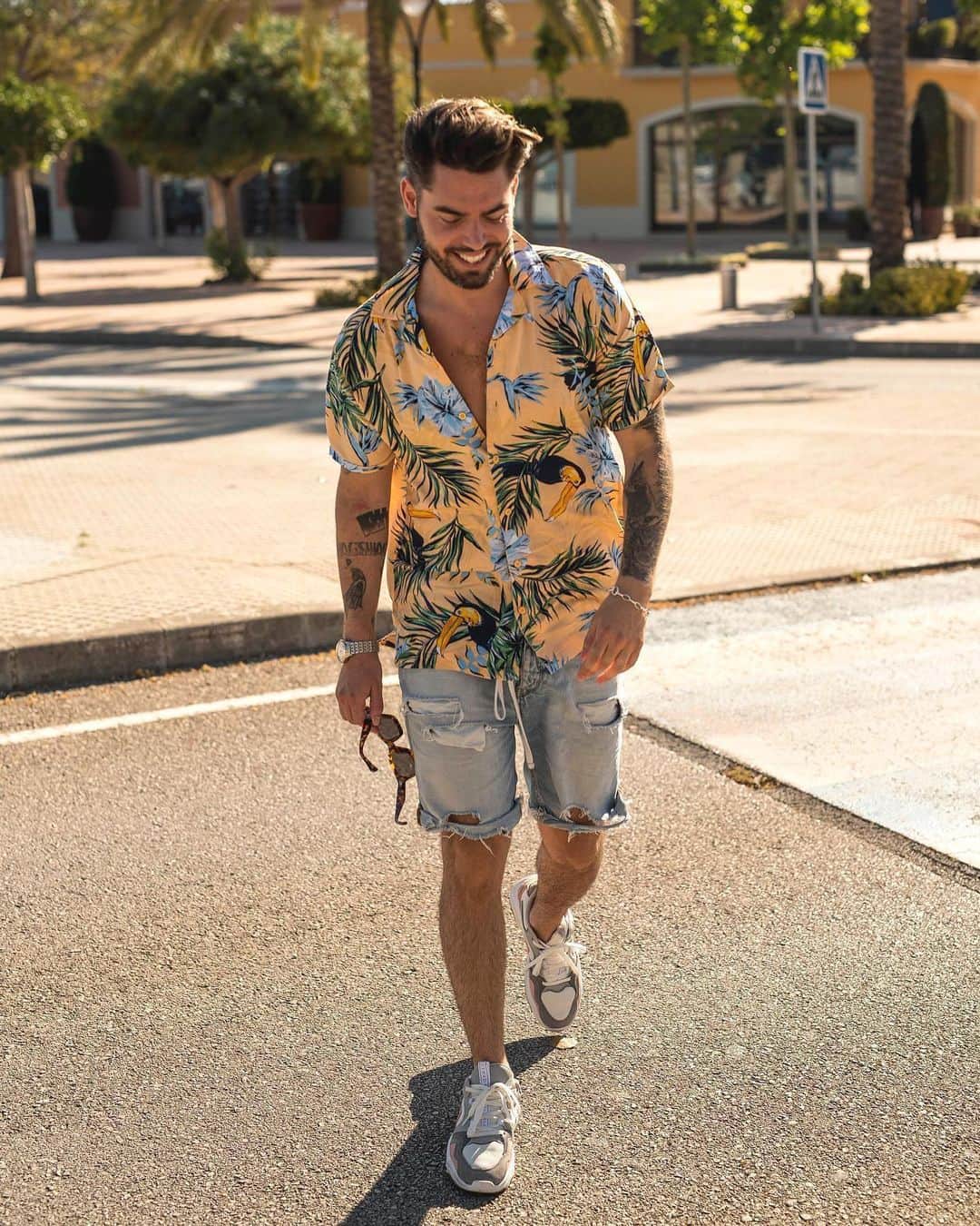 STYLE4GUYSのインスタグラム：「Shop @FashionNovaMEN Your Wardrobe Needs A Refresh💧Stand Out in @FashionNovaMEN #FashionNova FashionNovaPartner #NovaMEN」
