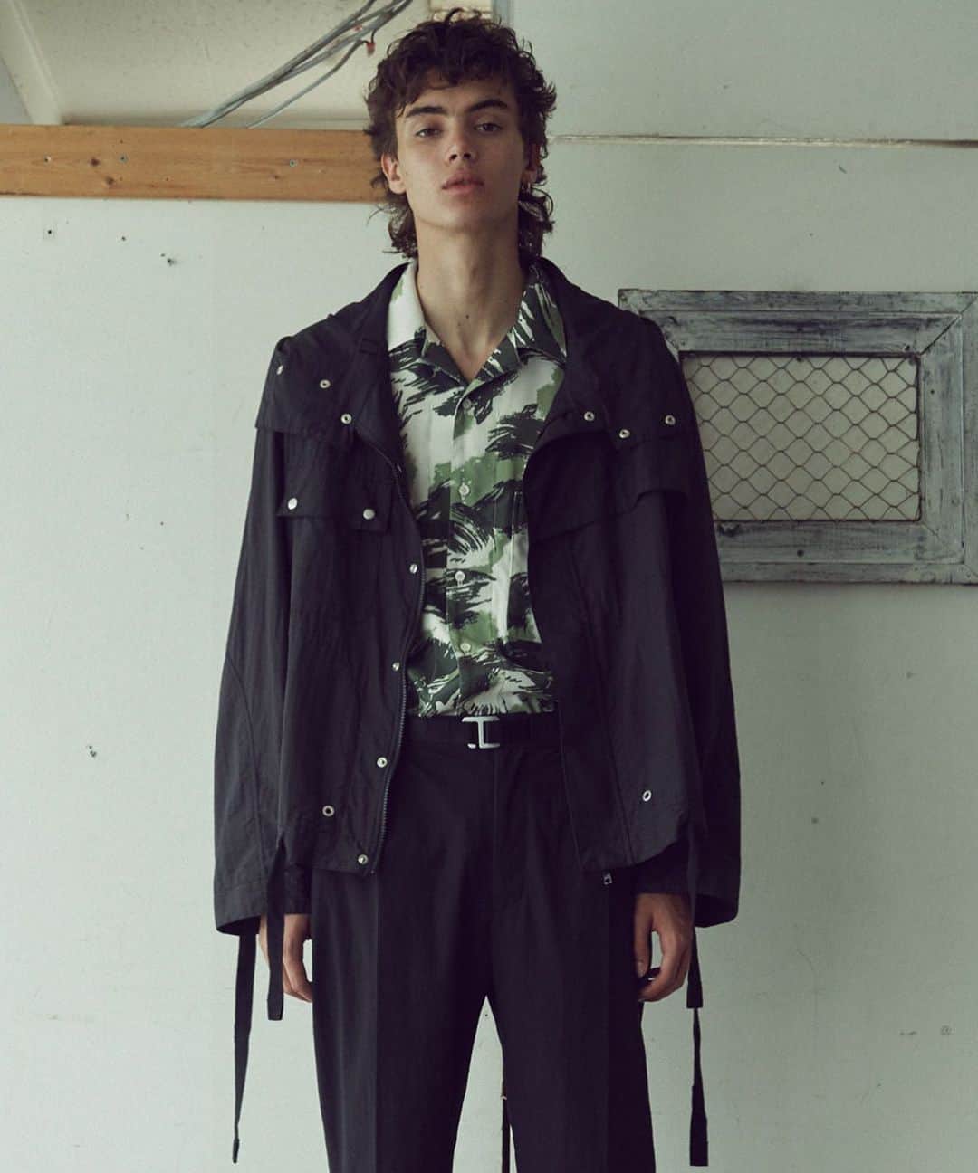 ウィザードのインスタグラム：「2020 SPRING SUMMER COLLECTION ”New Dawn Fades”  SALVAGE PARKA BLOUSON  OFFICIAL WEB  STORE  https://wizzard.stores.jp/  #wizzard_fac #wizzard #fashion #tokyofashion  #streetfashion  #fashionphoto  #streetwearbrand  #streetwearaddicted #20ss #designersbrand #domesticbrand #2020ss」