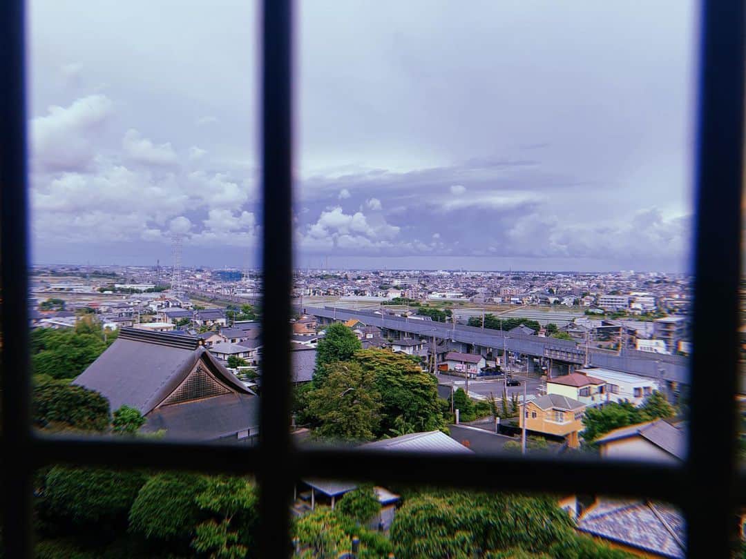のインスタグラム：「当たり前になってた景色は逆さま」