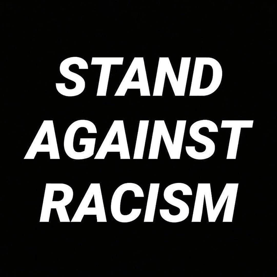 クリスヴァンアッシュさんのインスタグラム写真 - (クリスヴァンアッシュInstagram)「I STAND AGAINST RACISM / LET THERE BE NO DOUBT / BLACK LIVES MATTER  #saynotoracism #krisvanassche #kris_van_assche  #ziannaoliphant @keedronbryant 👏🏻」5月31日 19時51分 - kris_van_assche