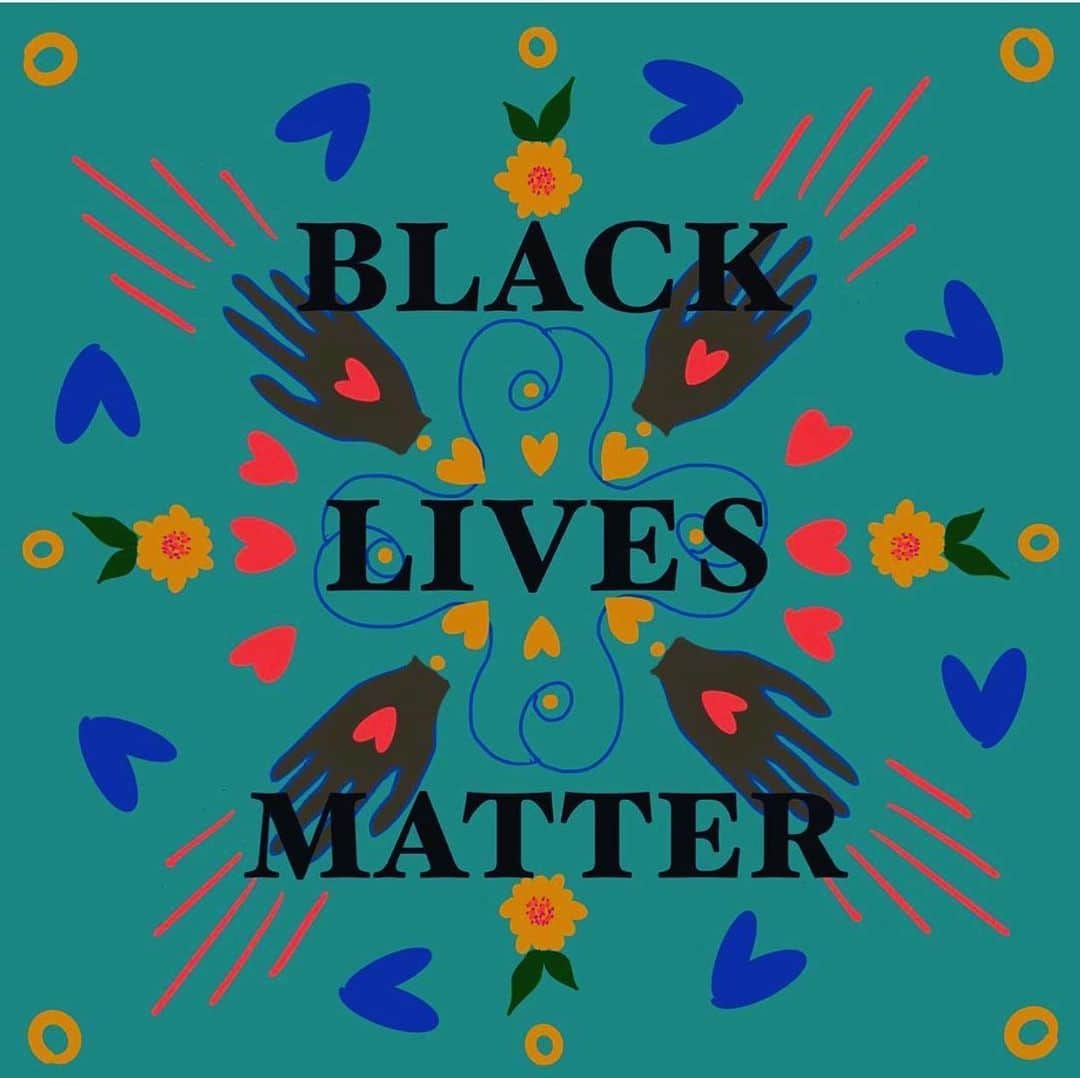 ミーアンドローさんのインスタグラム写真 - (ミーアンドローInstagram)「Beautiful @brooklyngeneralstore #blacklivesmatter」5月31日 22時58分 - meandrojewelry