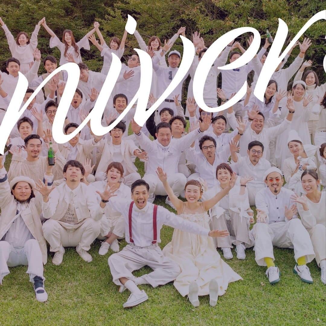 Wedding Park 公式のインスタグラム：「#ハナレポ 2周年キャンペーン開催 . ▼キャンペーン概要 #たのしい花嫁DIY と @weddingpark をタグ付けして結婚式で使えるDIYアイデアの写真や動画を投稿するだけで参加完了♪ 通常投稿、ストーリーズどちらでも可能です！ 投稿してくれたみなさんの中から採用された10名様をウエディングパークマガジンにてご紹介！さらに編集部が厳選した特別ギフトセットをプレゼント . ▼ギフトセット内容 「ウエディングパークオリジナルグッズ」「Amazonギフト券」「八代目儀兵衛『Umi ウミ』（ @hachidaime.gihey #八代目儀兵衛）」「ルルルン フェイスマスク『プレシャスシリーズ』（ @lululun_jp #ルルルン）」 . ▼キャンペーンの期間 2020年6月1日（月）～2020年6月30日（火）予定 . ▼キャンペーン詳細 プロフィールのリンク、もしくは https://s.weddingpark.net/magazine/8611/ をチェック！ . ＊＊＊＊＊＊＊＊＊ @weddingpark では結婚式の素敵なアイデアを紹介しています👰 . 表紙の写真は @mym__h さんを紹介させていただきました！ 詳細はこちら https://www.weddingpark.net/hanarepo/4962/ ＊＊＊＊＊＊＊＊＊ . #ウエパ #ウエディングパーク #結婚式DIY #花嫁DIY #オリジナルウェディング #結婚式レポ #コンセプトウェディング #ウェディングブーケ #ウェディングドレス #カラードレス #会場装飾 #ウェディングケーキ」