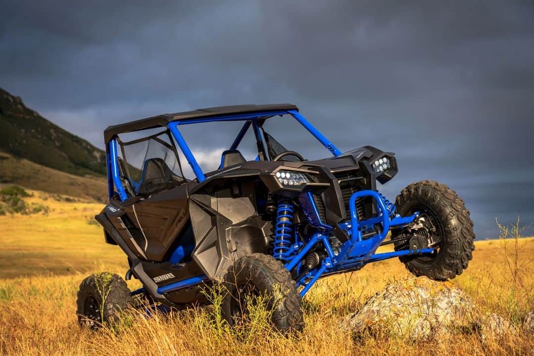 のインスタグラム：「Leave it to the Talon 1000R FOX Live Valve to dial up the fun factor 📸: @tristantwisselman #BetterOnAHonda #SXS」