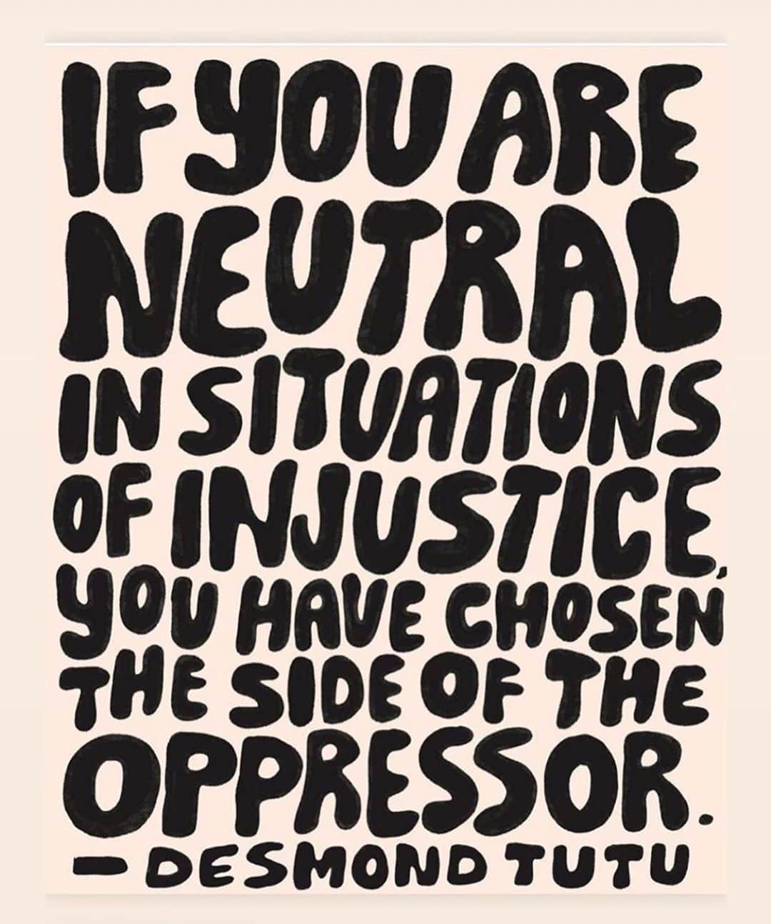 タラ・リピンスキーのインスタグラム：「Silence is complacency. I have never walked in a black person shoes and I will never understand. But I am going to listen and learn. I think this quote sums it up perfectly.  I am not black, but I see you. I am not black, but I hear you. I’m not black, but I mourn with you. I am not black, but I will fight for you. ✊🏻✊🏼✊🏽✊🏾✊🏿」