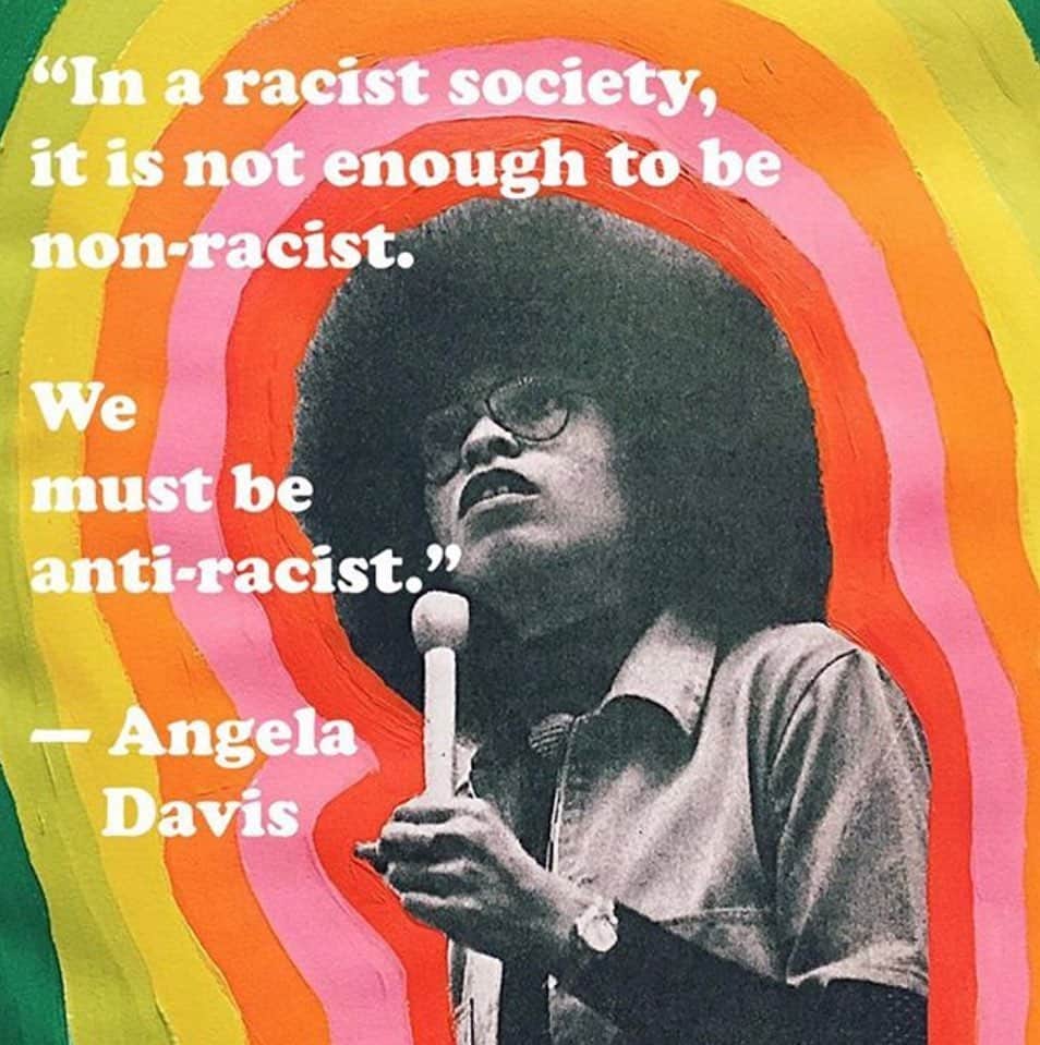 ウィル・マコーマックのインスタグラム：「I vow to practice anti-racism. I vow to stay enraged and engaged. #blacklivesmatter #blacklivesarebeautiful」