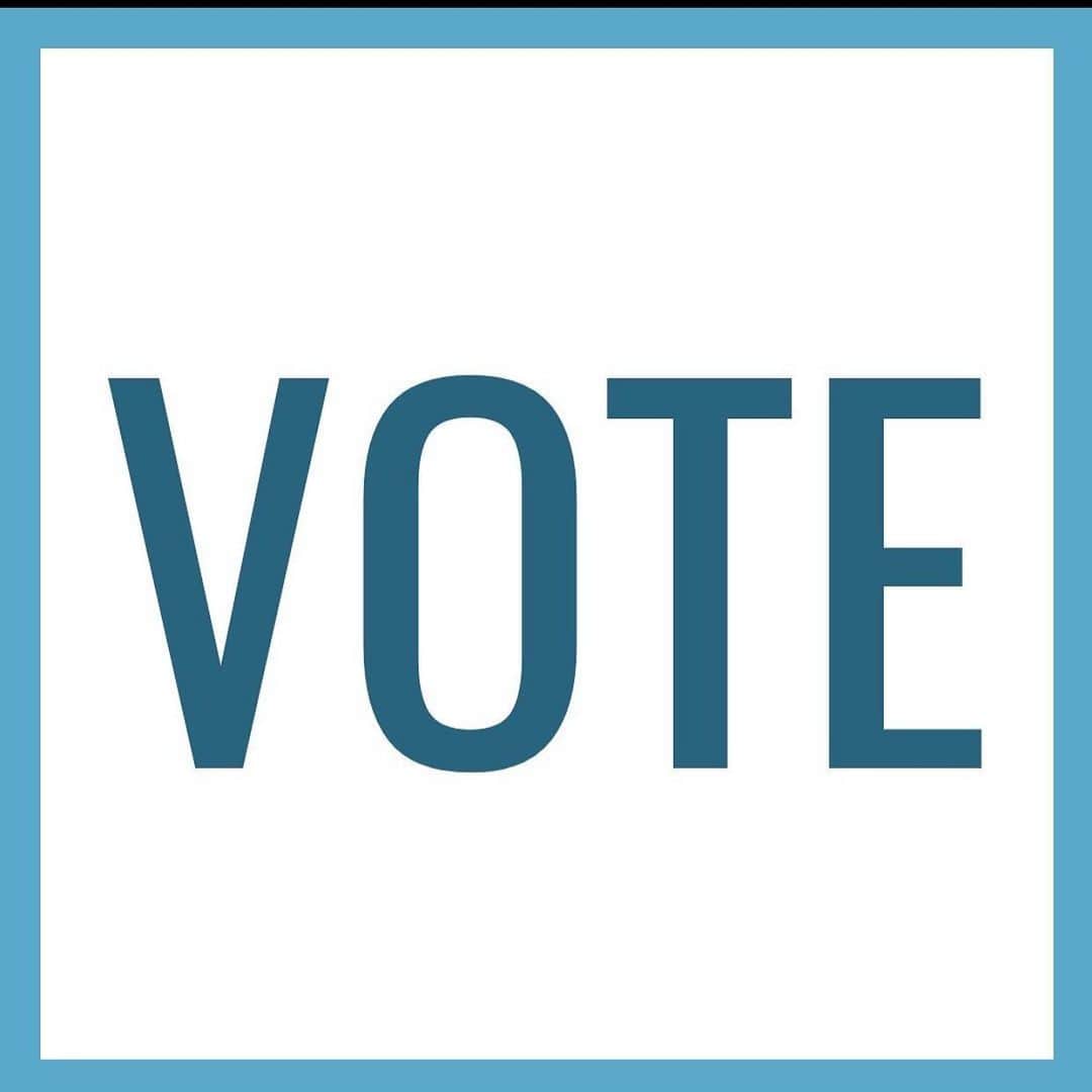 カリスマ・カーペンターさんのインスタグラム写真 - (カリスマ・カーペンターInstagram)「Register then vote the change you want to see. “March on the ballot box” - @staceyabrams . . . .  @votedotorg @rockthevote @iamavoter @whenweallvote」6月1日 5時36分 - charismacarpenter
