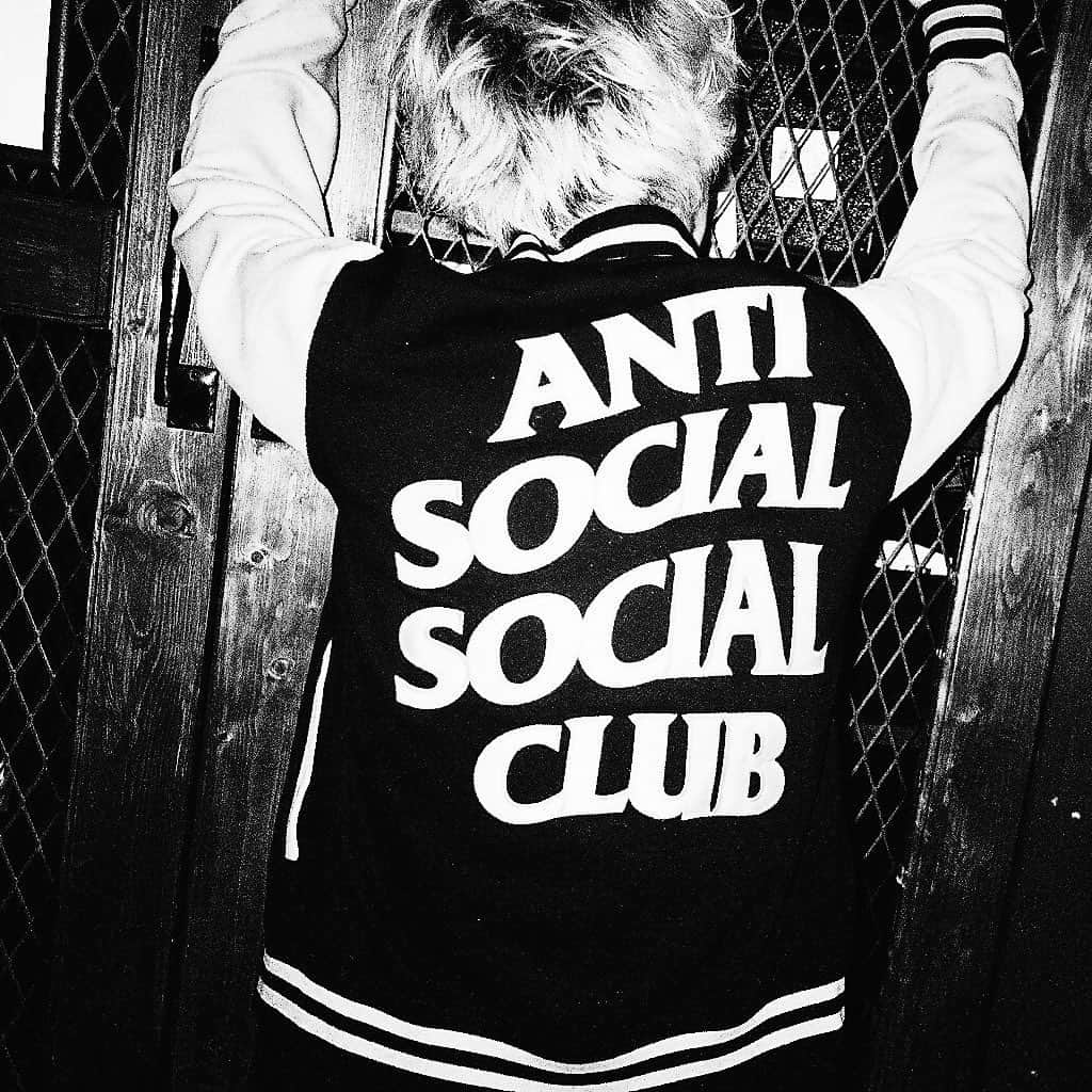 Fukaseさんのインスタグラム写真 - (FukaseInstagram)「@antisocialsocialclub」6月1日 6時22分 - fukase