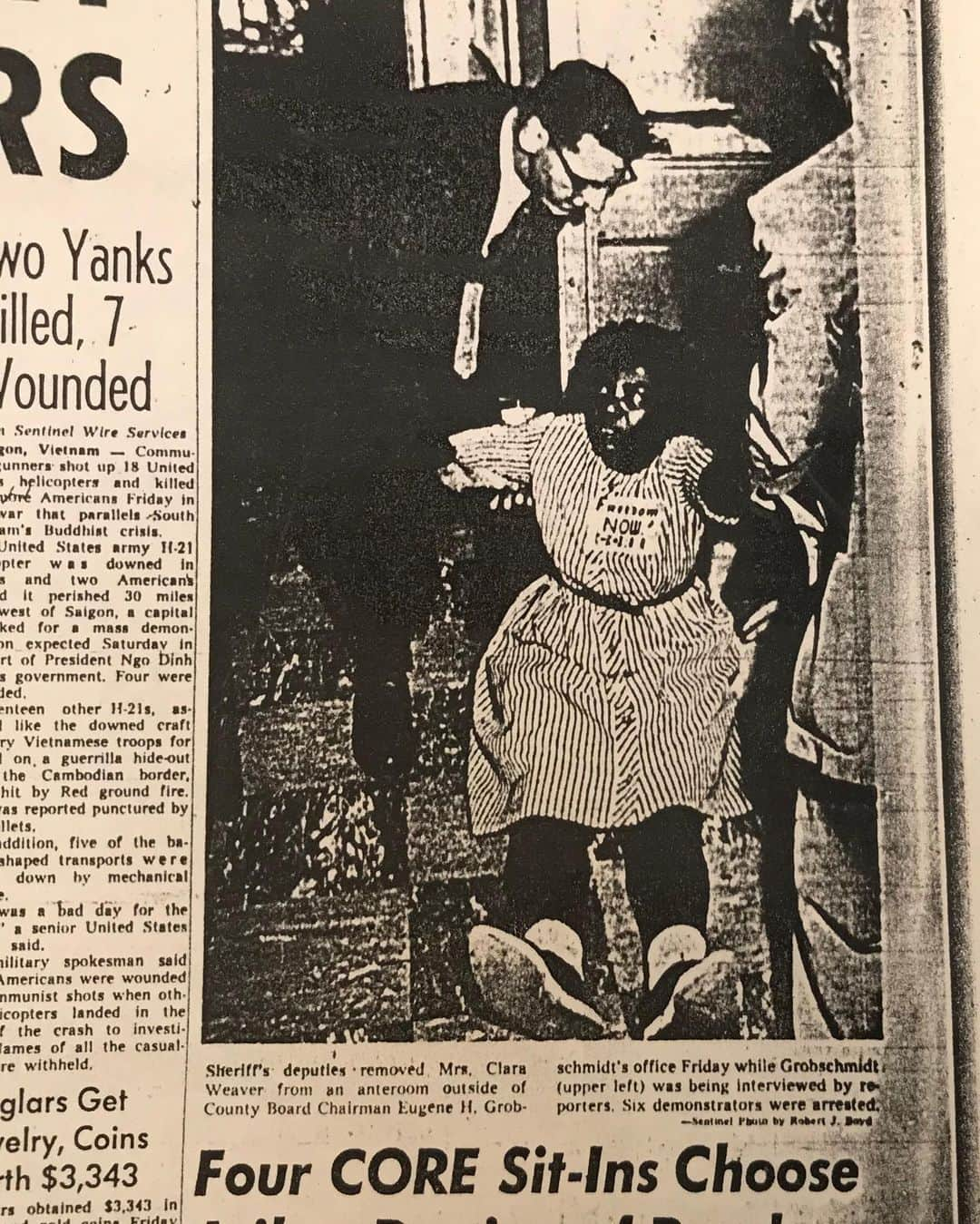 ナヤ・リヴェラのインスタグラム：「In times like these and always we must stand up and be counted. Stand up against injustice. Prejudice. Pure evil. These are photos of my grandma protesting for civil rights in the 60s. She was an advocate for civil, women's, and human rights. She is my hero.  This morning I meditated on her, on what we are all seeing play out in front of us today. It has been playing out for decades. We have been fighting this same fight for centuries. I am proud to come from a lineage of people who stand up for what is right. I am proud of every peaceful protestor, every person who is saying NO. I know my grandma Clara is looking down on me, on all of us and encouraging everyone to keep up the GOOD fight. The fight that gets our point across without giving anyone access to taint our mission with a false narrative of who we really are. Justice. Equality. Peace. Respect. My grandma stood up. I stand up.」