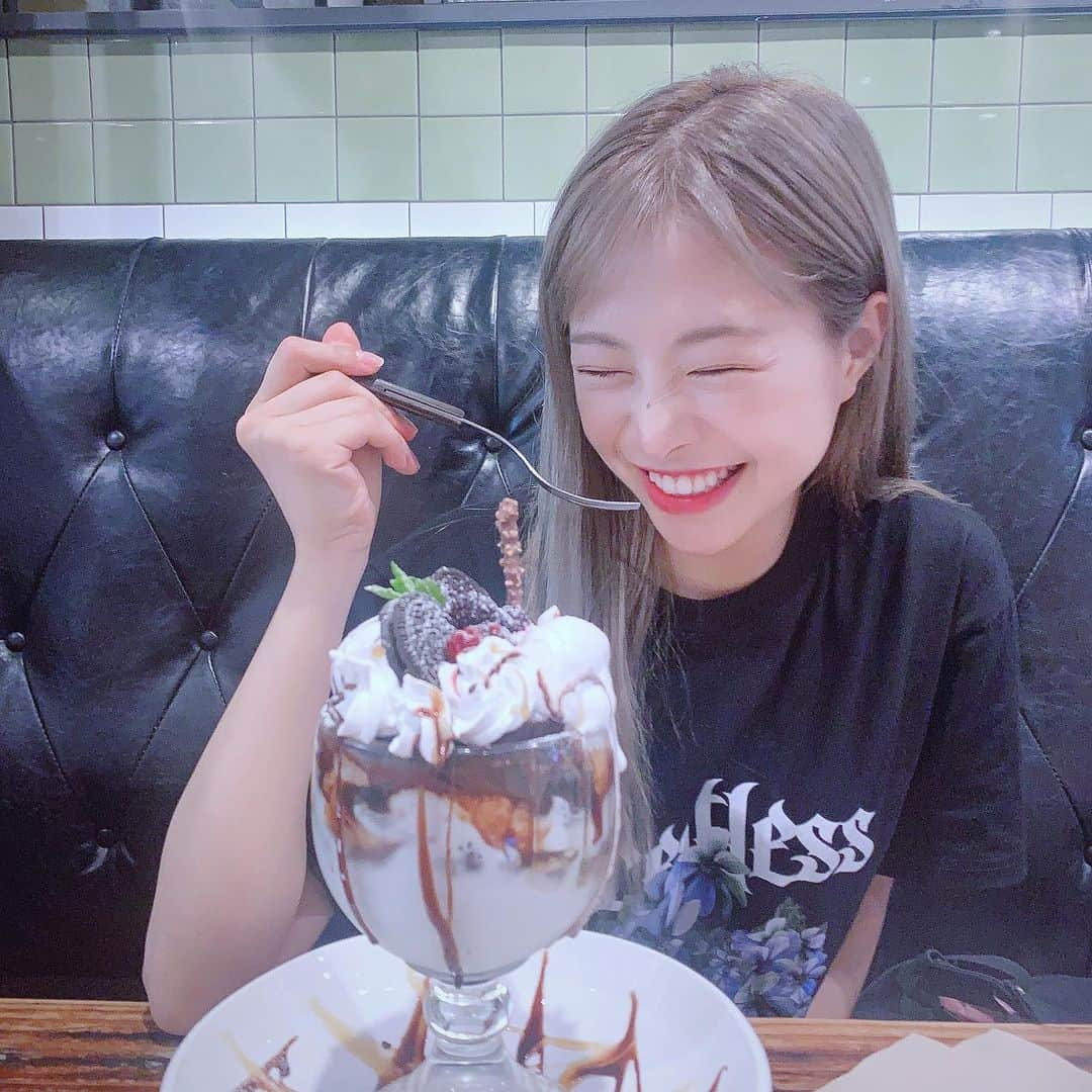 チェウォンさんのインスタグラム写真 - (チェウォンInstagram)「꺄르륵😽😻」6月1日 19時13分 - chaeni_0824