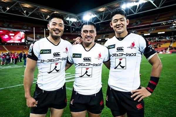 藤田慶和さんのインスタグラム写真 - (藤田慶和Instagram)「‪ありがとうサンウルブス🐺‬ ‪僕自身は1試合しかサンウルブスとしてプレーすることはなかったけど、日本にスーパーラグビーの魅力を伝えてくれたチームだったし、心からファンに愛されてたチームでした！‬#サンウルブズ #スーパーラグビー #superrugby」6月1日 19時24分 - yoshikazu15