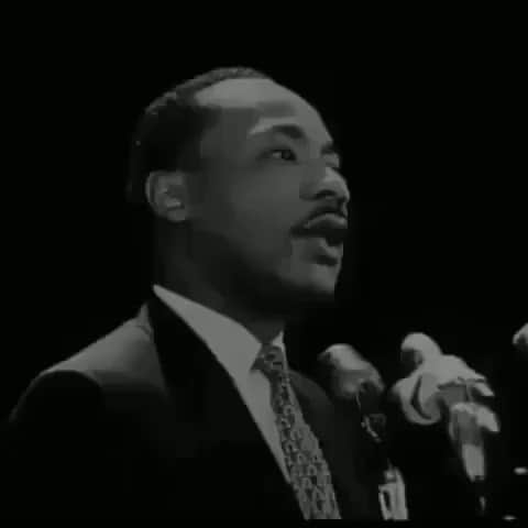 オースティン・バトラーのインスタグラム：「“It may well be that we will have to repent in this generation. Not merely for the vitriolic words of the bad people and the violent actions of the bad people, but for the appalling silence and indifference of the good people who sit around and say, "Wait on time.” -MLK  The time is NOW. White individuals, we must not lean into white privilege and stay silent. We must use our voices to challenge the culture, demand change, educate ourselves, share what we’ve learned, truly listen to those who are hurting, and show allyship with our BIPOC brothers and sisters.  Please, join me in signing the petitions and donating to organisations like:  @colorofchange, @blklivesmatter, @naacp, @reclaimtheblock, and @yourrightscamp  I’ll also be posting links to petitions and places to donate in my story.」