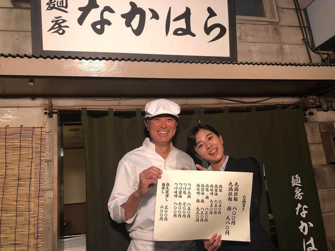 石黒賢さんのインスタグラム写真 - (石黒賢Instagram)「結菜ちゃんとも久しぶりでした😊 ラーメン屋のオヤジです🍜 お楽しみに！ . 📺6/1(月)22時〜テレビ東京系列 『行列の女神〜らーめん才遊記〜』7話 . #行列の女神らーめん才遊記  #テレビ東京  #ドラマ  #黒島結菜 さん #久しぶり  #アシガール も #毎週金曜日  #放送中  #唯之助  #ラーメン  #麺房なかはら  #コンサル  #第7話  #お楽しみに  #🍜」6月1日 13時03分 - kenishiguro_official