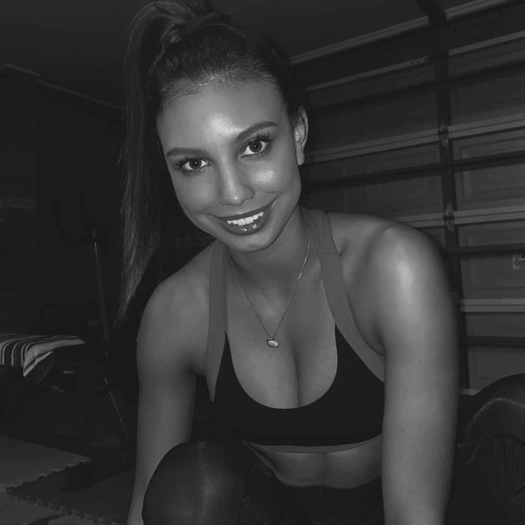 のインスタグラム：「What’s your motivation?」