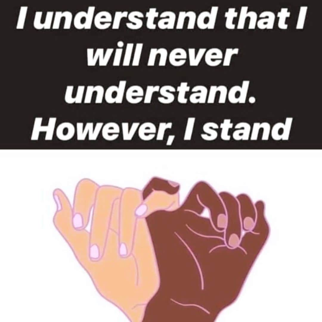 Linda Hallbergさんのインスタグラム写真 - (Linda HallbergInstagram)「I don’t know where to start, as a white privileged person I will never understand. But by doing nothing I’m also a part of the problem! By doing nothing I’m not an ally. I want to use my platform to spread awareness. Because this has to fucking stop!! You can do several things to help: LISTEN to people in marginalized groups! Educate yourselves! Donate! Sign petitions! Take those uncomfortable discussions with your racist relatives or friends! Just do it!  This is NOT just some trend going on on social media or something that is new! This shit is happening EVERY day and has done for a hundreds and hundreds of years for millions of black people. This is not going to disappear after this wave is ”over” 💔  #justiceforfloyd #blacklivesmatter」6月1日 15時44分 - lindahallberg