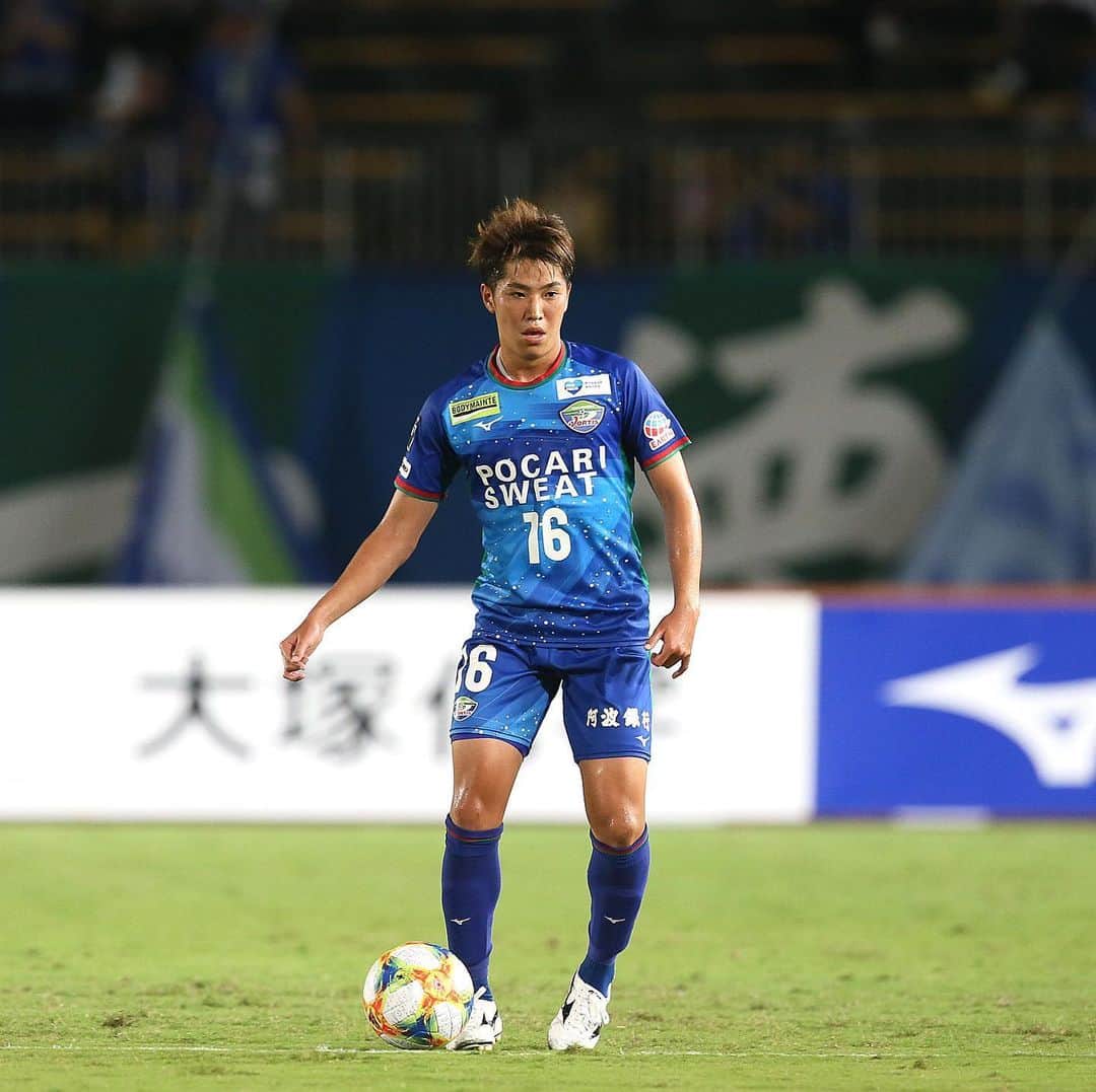 渡井理己さんのインスタグラム写真 - (渡井理己Instagram)「6月1日はモレリアの日です⚽️ たくさんの人が履いたことのある素晴らしいスパイクです！！！ これからも多くの方に愛されて欲しいですね！ ヴォルティスのウェアもミズノなので、 ウェアもスパイクもミズノを着用して、リーグ戦再開に向かって頑張ります💪  #モレリア #モレリアの日 #mizunofootball  #徳島ヴォルティス」6月1日 17時40分 - masapoyo3568