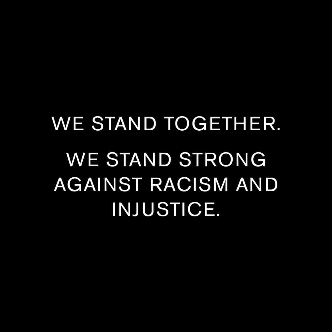 マッカージュさんのインスタグラム写真 - (マッカージュInstagram)「We are heartbroken. From this place of inequality and turmoil, we know there is a better future ahead. One we must create together, enacting social change by letting our voices be heard and our actions be felt. Mackage stands in solidarity against racism and oppression.  #strongtogether #endracism #justice」6月2日 4時39分 - mackage