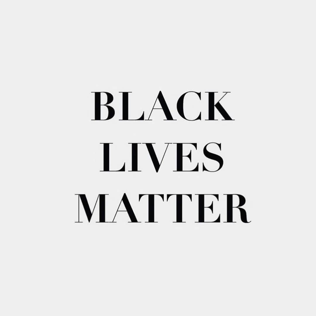 マイケル・トレイナーさんのインスタグラム写真 - (マイケル・トレイナーInstagram)「Link in bio. #BlackLivesMatter」6月2日 4時46分 - traynorland