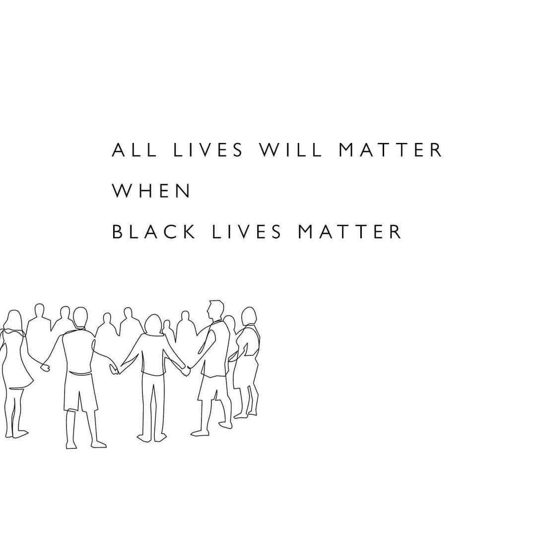 ウェンディー・グエンさんのインスタグラム写真 - (ウェンディー・グエンInstagram)「Over the last few days on IGS, I’ve been sharing and arguing with readers about #GeorgeFloyd and #BlackLivesMatter. Please understand that #BlackLivesMatter does not mean that other lives do not matter (I’ve been getting AllLivesMatter DM’s). Injustice is injustice - police brutality against Blacks, racism against Asians, abuse against children - but in this moment, we need pass the microphone and come together to address the pain and despair that we all see.  I want to share a quick story with you. When I was living in San Francisco, I taught in an all-male maximum security Juvenile Detention Center. I was on the most severe floor and served as one of the longest volunteer teachers there. Most of my students were African Americans. The second highest were Latinos. How could Black Americans represent 8% of the CA population, but made up of about 60% of the detention population? Yes I understand, they committed crimes. But white young men do too. What I saw was a different reality… one group was less profiled, perceived as less threatening thus had a better chance of rehabilitation, humanized and not demonized by the court system, parents had more time to dissolve their cases, had access to better attorneys, more money, and thus more power.  The other group was… in jail. It was extremely easy to spot the privilege. Spending time with my students, I learned that this systemic opposition exists from the moment they were born. They saw the generational abuse their parents received from society, their normal interactions with police are riddled with fear, and they are taught in school that they are not worthy. #BlackLivesMatter is more than police brutality, it is a collective cry for real systemic change. It is a demand for structural oppression and racism to stop AND for individual racism to be re-evaluated. The AAPI community stands with you ✊🏻✊🏼✊🏽✊🏾✊🏿」6月2日 5時09分 - wendyslookbook