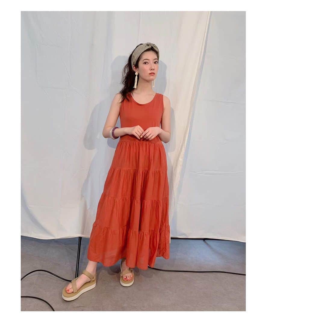 日下部美愛さんのインスタグラム写真 - (日下部美愛Instagram)「これもいつかの撮影の、夏っぽ写真 . .  #fashion #makeuptutorial #makeupartist  #instagood #photo #Japan #me #selfie  #instafashion #body #bodymake  #맞팔 #사진 #데일리 #데일리룩 #인스타사진 #인스타그램 #일본인」6月1日 21時08分 - miakusakabe_official