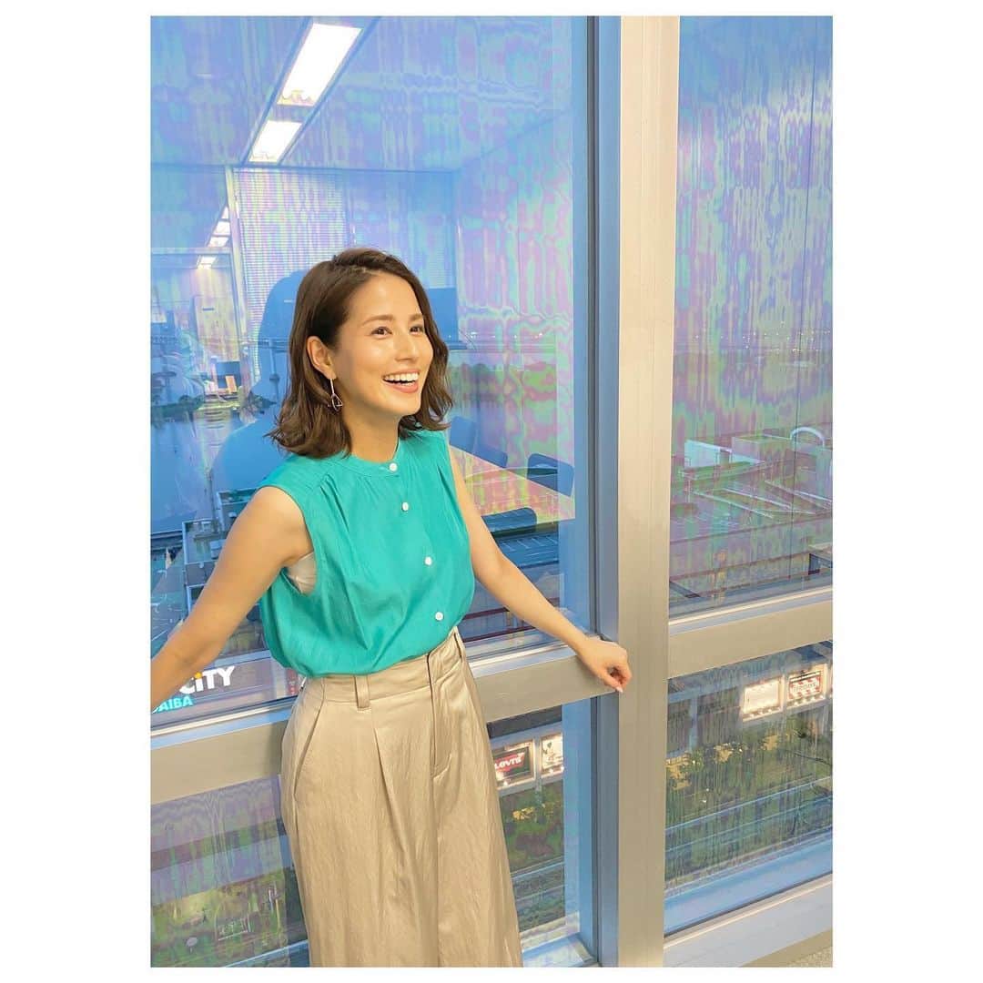 永島優美さんのインスタグラム写真 - (永島優美Instagram)「* 今日の収録終わりの1枚。 アナウンス室に戻ってくると ホッとします☺️ * #鮮やかな水色の衣装でした☔️」6月1日 21時19分 - yuumi_nagashima