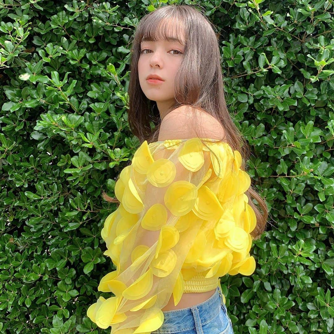 世良マリカさんのインスタグラム写真 - (世良マリカInstagram)「これからたくさん着たいお洋服！ 夏は安心してお出かけできるといいな☺️🌼」6月1日 21時30分 - seramali_jsmn