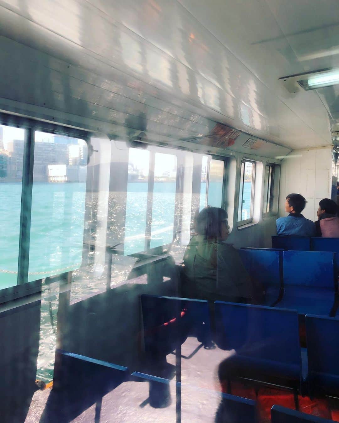 sunday_722のインスタグラム：「*﻿ ﻿ *﻿ ﻿ 返回北角﻿ 新渡輪　First ferry ﻿ ﻿ 12/13/2019﻿ ﻿ *﻿ *﻿ ﻿ #ShotOniPhone﻿ #capturehongkong﻿ #zolimahongkong﻿ #allabouthongkong﻿ #discoverhongkong﻿ #SPHKCollective﻿ #tv_pointofview﻿ #awersomehongkong﻿ #samewheremagazine﻿ #jj_mobilephotography﻿ #unlimitedhongkong﻿ #hkig﻿ #reframinghk﻿ #香港中毒﻿ #gominimalmag﻿ #waytohk_sunday_722﻿ #jj_mobilephotography﻿」