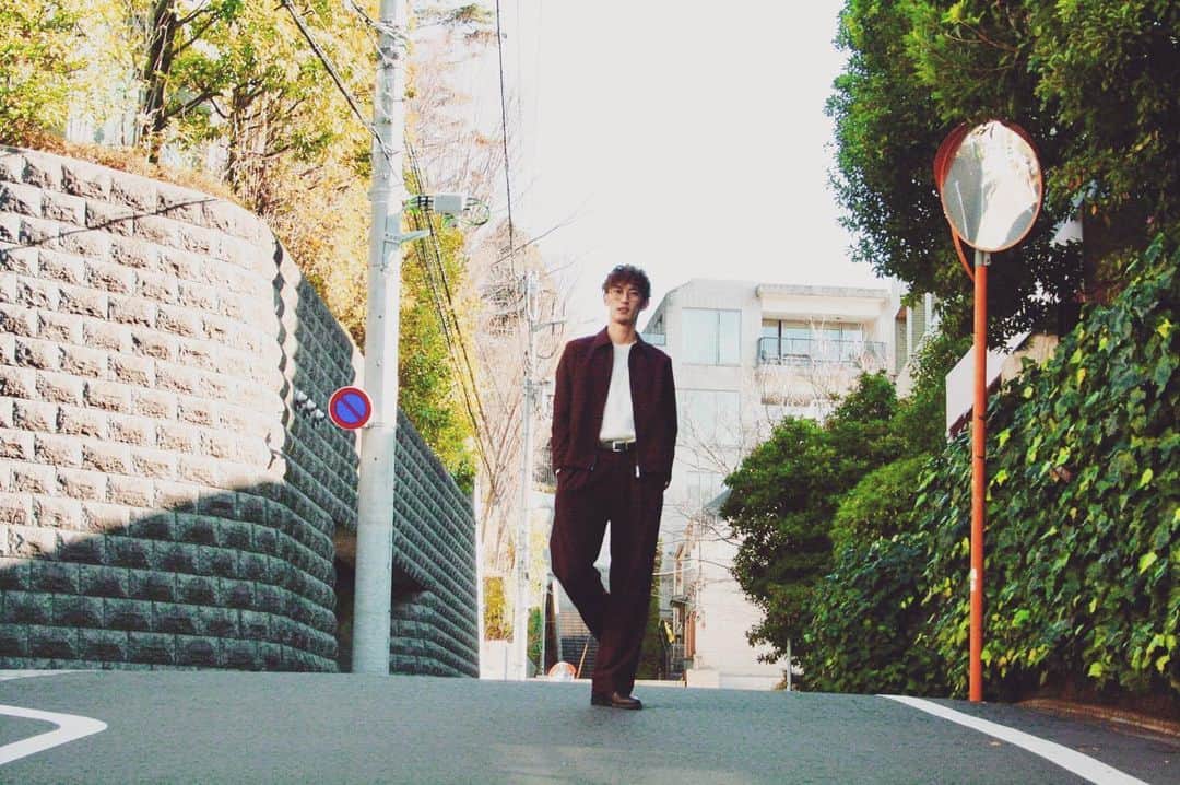 穴井隆文のインスタグラム：「👓﻿ ﻿ ﻿ #taabow﻿ #tabo_photo」