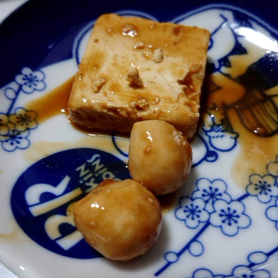 加藤園子さんのインスタグラム写真 - (加藤園子Instagram)「スッゴク美味しいチーズの味噌漬け作った💕 #OZアカデミー のレフェリー  #伊東幸子 に教えてもらったのー✨ あたしは地元の赤味噌派なんで、  #チーズの赤味噌漬け  その後の写真は、自粛中に #クックパッド 先生で覚えた、 #簡単明太クリームパスタ、#簡単タンドリーチキン #簡単鶏ハム #かぶのバターソテー  去年沖縄から買ってきた #ガパオライス✨ 全部簡単メニュー😁✌️ 好きなものを自分で作る喜び✨  #自粛中に #ミシンの楽しさと #料理の楽しさを #再確認しました」6月1日 22時31分 - kato_sonoko