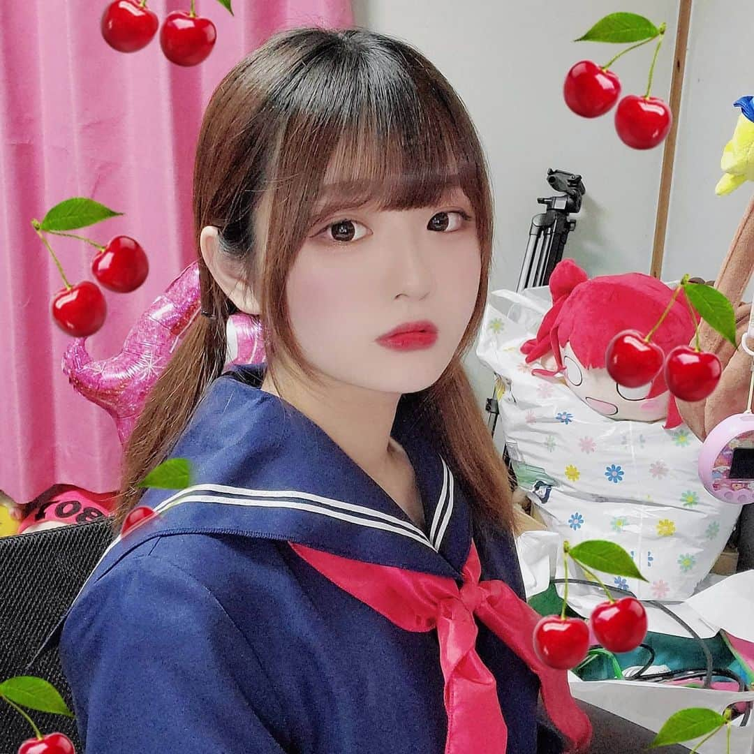 ゆるもちさんのインスタグラム写真 - (ゆるもちInstagram)「교복 코스프레🍒」6月1日 23時04分 - _chapax2