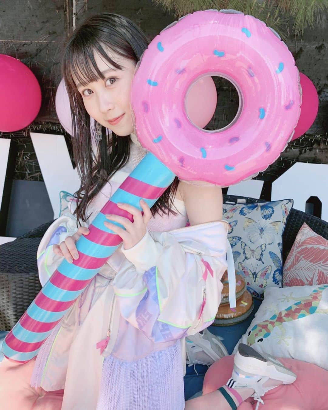井上瑠夏のインスタグラム：「🍩♡🍩♡﻿ ﻿ ﻿ ﻿ 6月になりましたね〜🌼﻿ ﻿ ﻿ のこりすくない18歳﻿も 楽しむぞっ✌🏻🙃🙂 ﻿ ﻿ ﻿ #6月﻿ も #よろしくお願いします ❤︎ #更新  #がんばる 😚 #ske48 #井上瑠夏﻿ ﻿ ﻿ ﻿ ﻿」