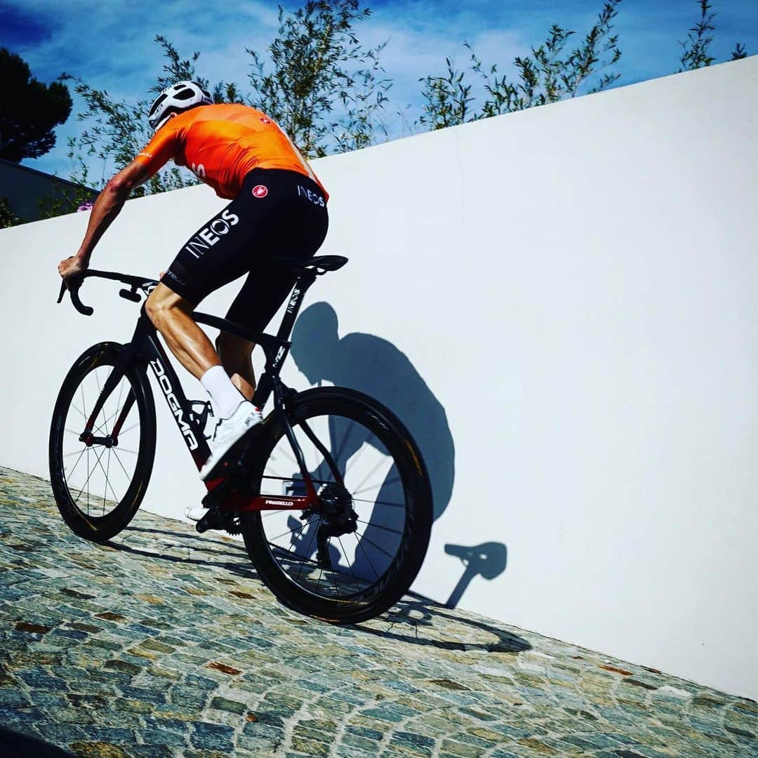 クリス・フルームさんのインスタグラム写真 - (クリス・フルームInstagram)「I can’t wait for August 🙏😊🗓 @uci_cycling #cycling」6月2日 1時00分 - chrisfroome