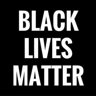ジェイミー・アンダーソンのインスタグラム：「Enough is enough... Please Stand up for what’s right! Black lives matter! Peace in our world matters! Respect and being treated equally matters! The history of abuse and racism in America is sickening, it’s time for change! Please share on your platforms! 🙏🏿🙏🏾🙏 #blacklivesmatter #justiceforgeorgefloyd」