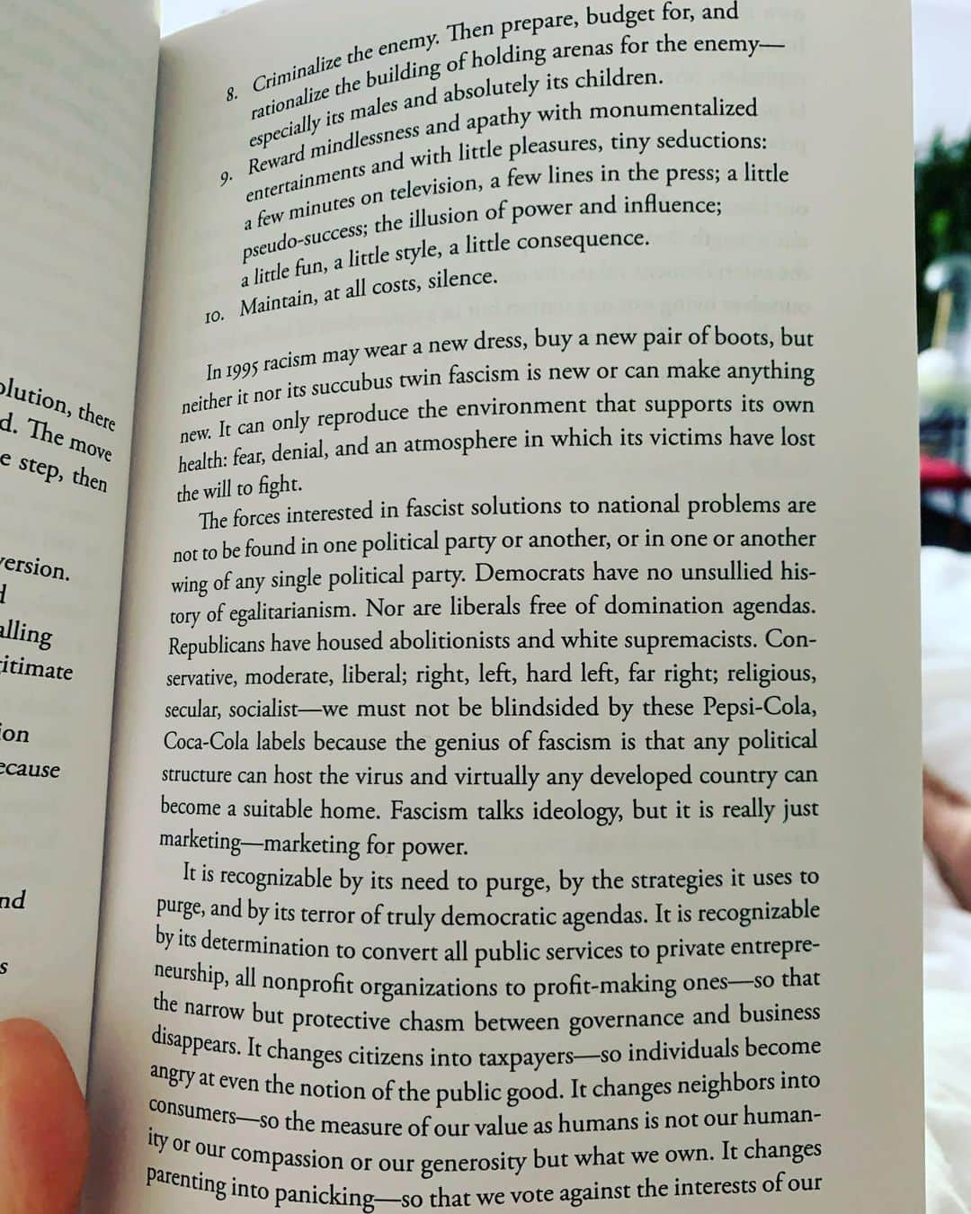 セイント・ヴィンセントさんのインスタグラム写真 - (セイント・ヴィンセントInstagram)「Prescient Toni Morrison writings, continued.」6月2日 1時32分 - st_vincent