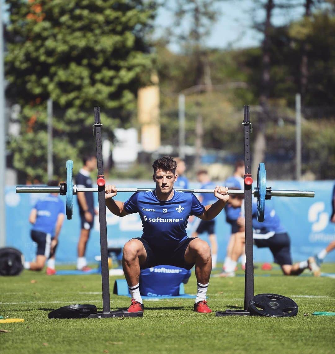 ニコライ・ラップのインスタグラム：「🏋🏼‍♂️⚜️」