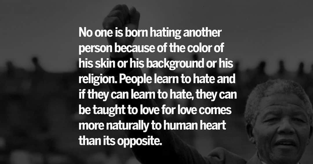 ナイジェル・デ・ヨングのインスタグラム：「..... that being said, watching the news channels and the look on my children’s faces with utter disbelieve in the disgusting scenes they are seeing I can’t believe nothing has changed yet. Being raised by a white woman in a black neighborhood, she always made us understand your skin color is your fingerprint in life but always respect every individual as equal no matter of their race, background or status!  As much anger I have towards these racist cowards I know hate is not the answer.  Only way is to unite together, fight this rigged system, to live in a world where we are equally respected and pass our values on to our next generation.  Justice will be served, one way or another! ✊🏼✊🏽✊🏾✊🏿 #BlackLivesMatter #JusticeforGeorgeFloyd」