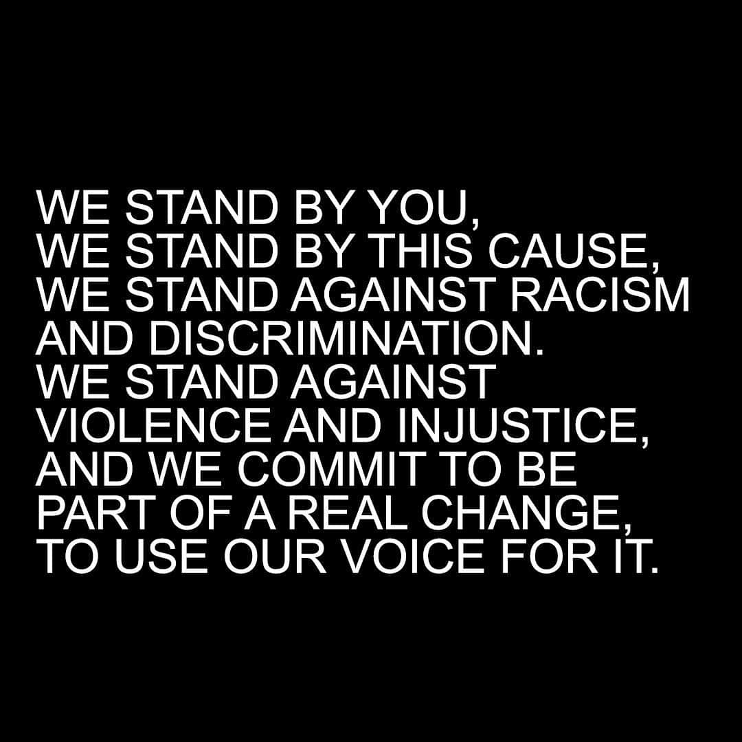 ドロームさんのインスタグラム写真 - (ドロームInstagram)「We stand with the black community, we stand firmly against racism and discrimination. We stand against violence and injustice, and we commit to be part of a real change, to use our voice for it. Words by our Creative Director @mariannarosati #blacklivesmatter」6月2日 3時12分 - drome_official