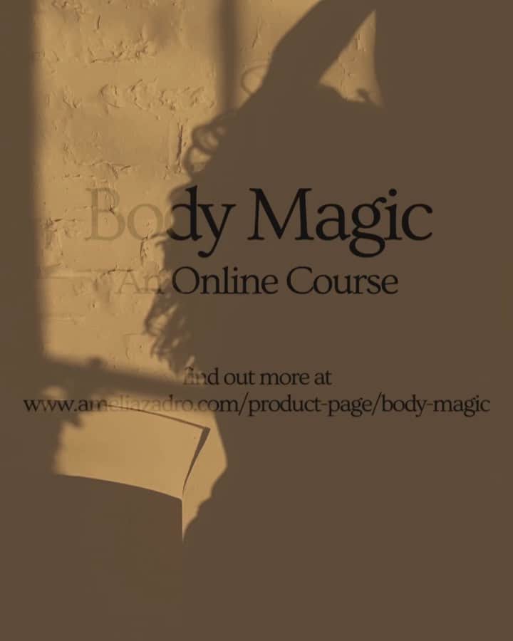 Amelia Zadroのインスタグラム：「BODY MAGIC IS LIVE !!! This journey started 5 years ago when I committed to learning how to feel confident, free & happy in my body... Since then I’ve been deep diving into the art of embodiment through workshops, trainings, mentorships, endless hours of personal study and practice and I ended up discovering so much more about how to live a fulfilling life than I could have imagined. During this quarantine time I’ve distilled a lot of my learning down into 3 simple & powerful embodied meditation practices for this online course 🧡 I’m very excited to share this offering with you. My wish is to help people live more fulfilling lives and I believe this is a great key! Check my story highlights & website for more info 🧡 Music by @joaquincornejomusic 🙏🏻💫 Endless love and thank yous to @nikita.korchunov @claireemmainspired @penelopywalsh @bhollitt & many more for supporting me on this journey 🧡  #embodiment #bodymagicwand」