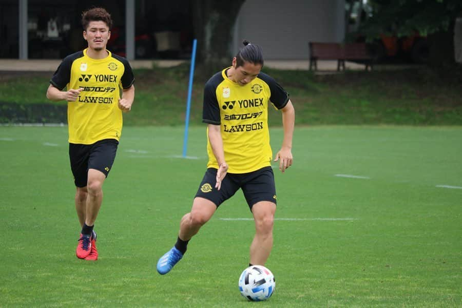 柏レイソルさんのインスタグラム写真 - (柏レイソルInstagram)「0602 training💪⚽️ #瀬川祐輔 #山崎亮平 #オルンガ #マテウスサヴィオ #ヒシャルジソン #高橋峻希 #大南拓磨 #滝本晴彦 #ジュニオールサントス #細谷真大 #古賀太陽 #北爪健吾 #呉屋大翔 #クリスティアーノ  #柏レイソル #reysol」6月2日 13時19分 - kashiwareysol_official